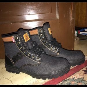 denim levi boots
